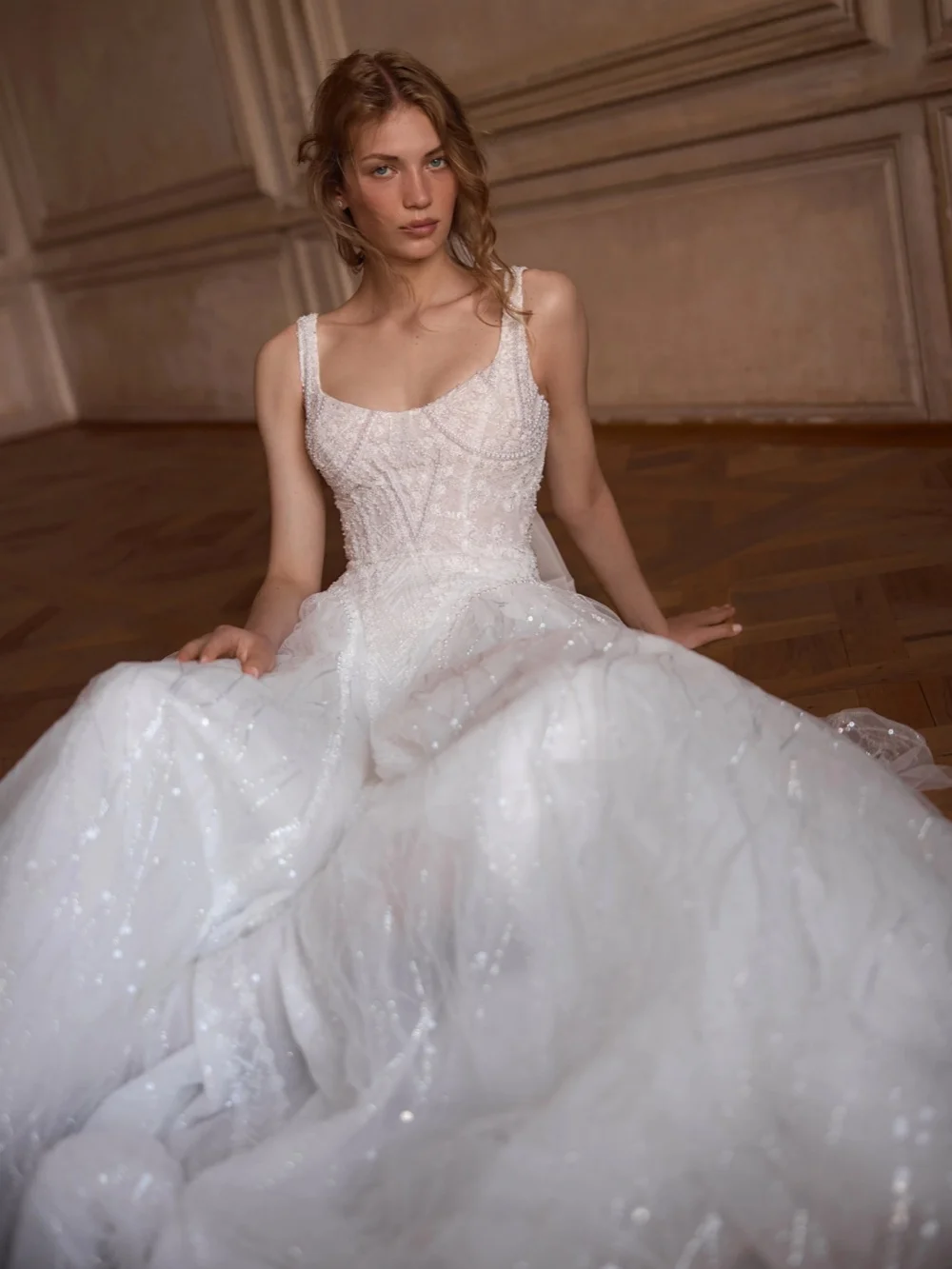 Sparkling Pearls A-line Long Wedding Dress Sequined Square Neck Bridal Gown Customized Charming Elegant Dresses For Bride