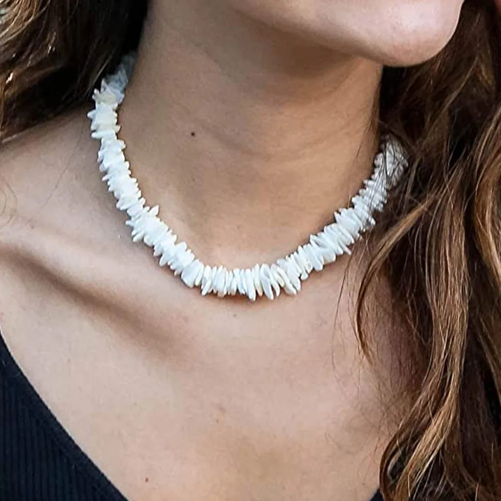 Bohemian Hawaii Puka White Clam Chips Shell Necklace Irregular Chips Seashell Choker Necklace Summer Beach Statement Jewelry