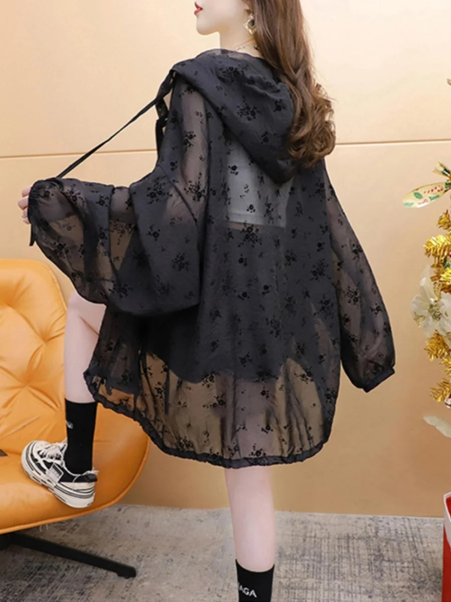 معطف نسائي فضفاض كبير الحجم للحماية من الشمس مع غطاء للرأس، تصميم عصري أنيق لوزن يصل إلى 300 رطل #3