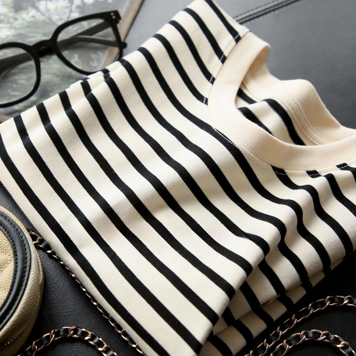 

Classic Striped Pure Cotton round Ne ort Sve T-irt Women's Spring New Faion Casual Comfortable Breathable Top