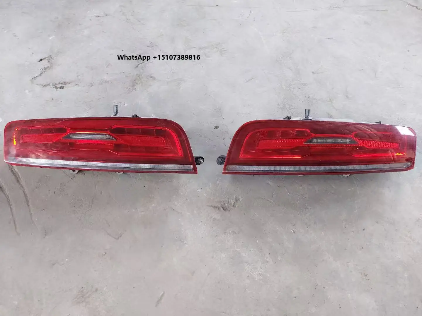 

Pair Left Right Tail Light Assembly for R8 2008-2015 OEM 420945095K 420945096K LED Replacement