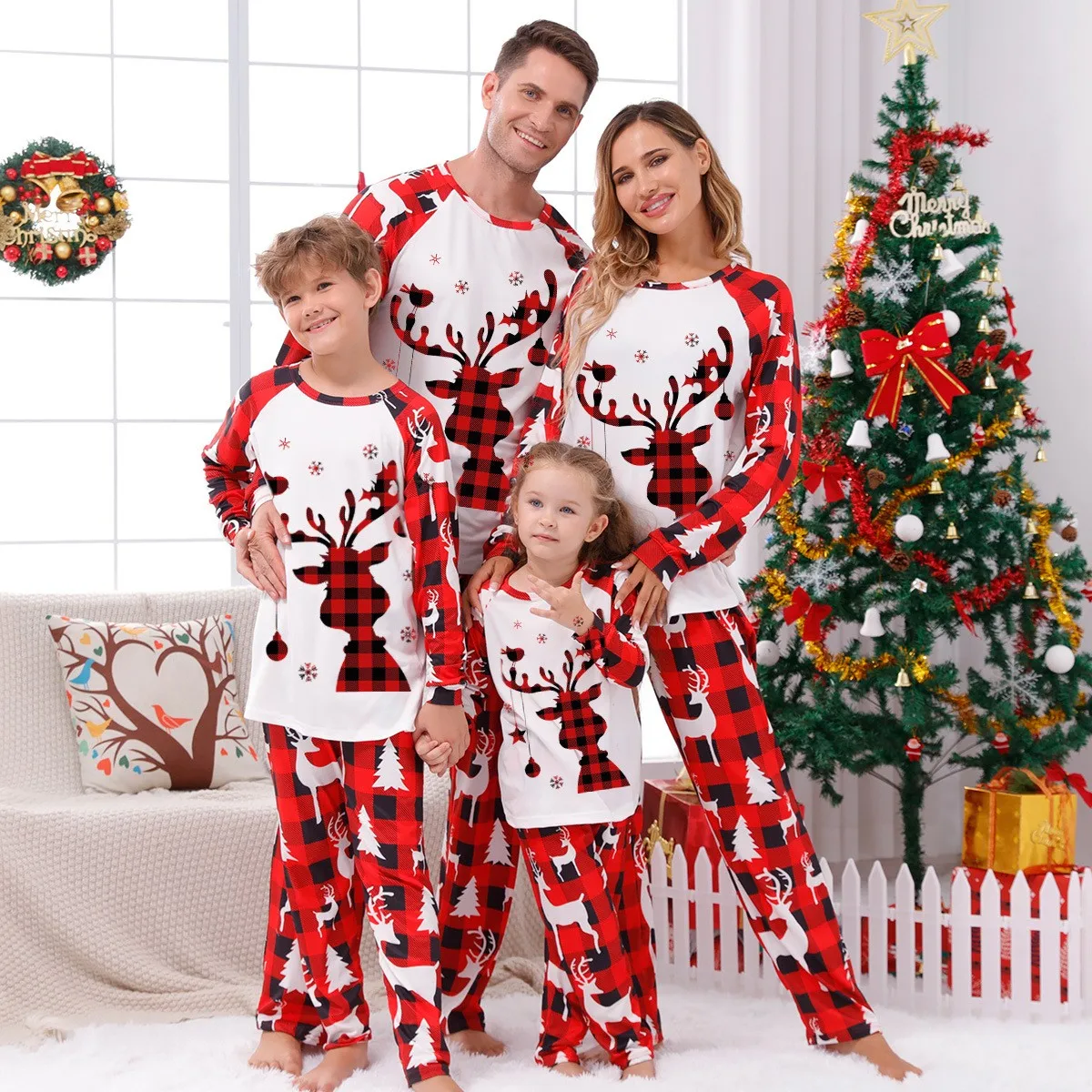 Family Christmas Pajamas Matching 2 Pieces Set Sleepwear Dad Mom Kids Cute Deer Christmas Tree Print Home Clothes Sets Pyjamas