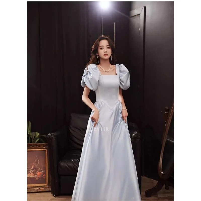 فستان سهرة طويل أزرق فاتح أنيق للولائم وياقة مربعة وحفلات أعياد الميلاد فستان رسمي بسيط بأكمام منتفخة فساتين زفاف 2025