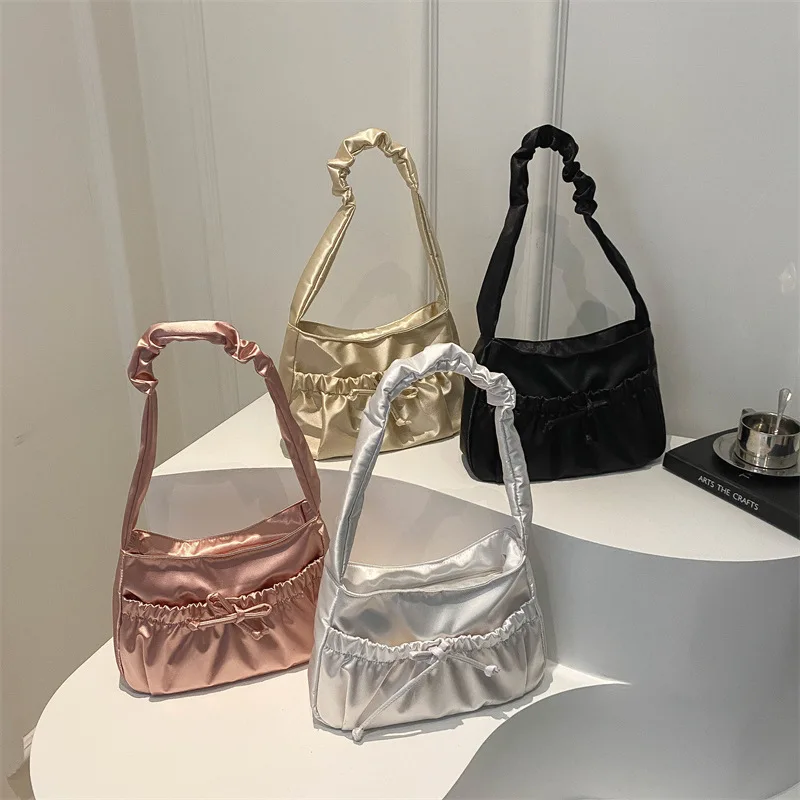 

Wrinkled Soft Surface Spring Large Capacity Underarm For Women New Casual And Fashionable Commuting Shoulder Bag exquisite