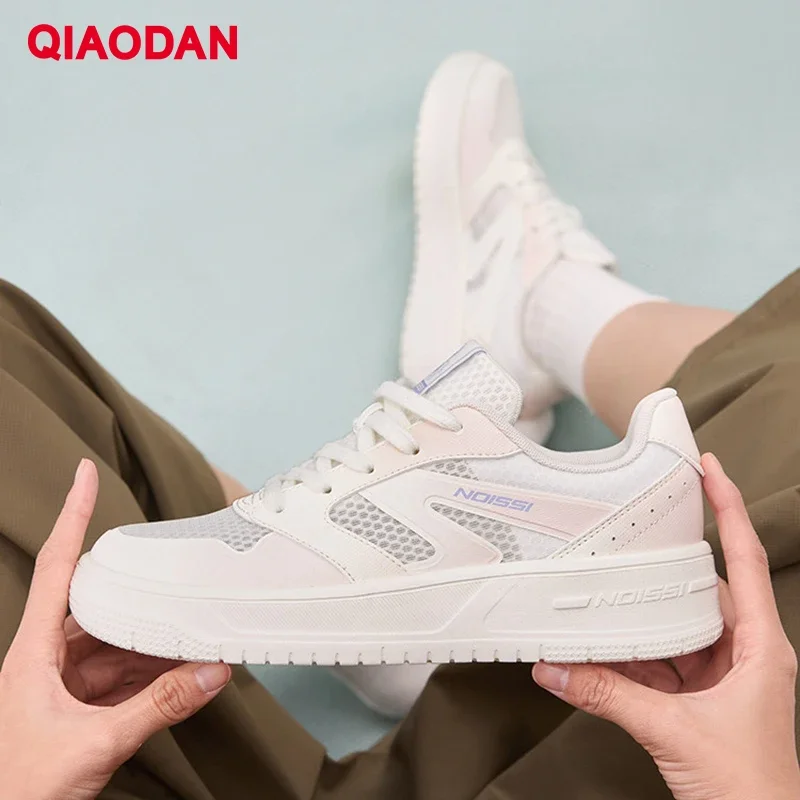 

QIAODAN Sneakers 2024 Summer Low-top Mesh Breathable Sports Women's Shoes Casual White Thick Sole Small White Shoes XM26240522F