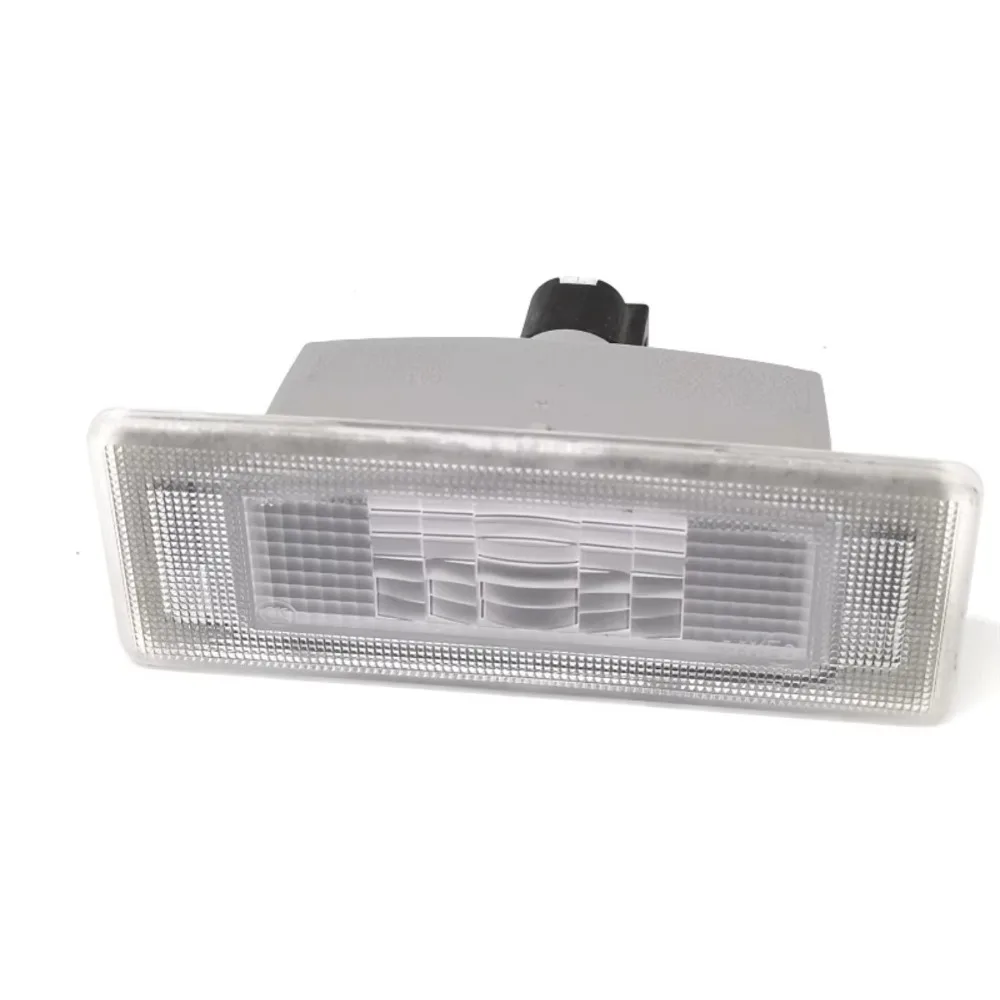 92501-D3500 Rear Li… - image