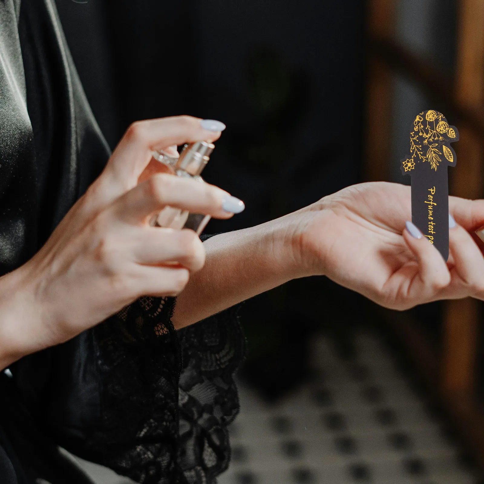 100-unidades-de-papel-testador-de-perfume-preto-com-folha-dourada-cartoes-descartaveis-para-teste-de-fragrancias-tiras-portateis-de-papel-absorvente-para-Oleos-essenciais