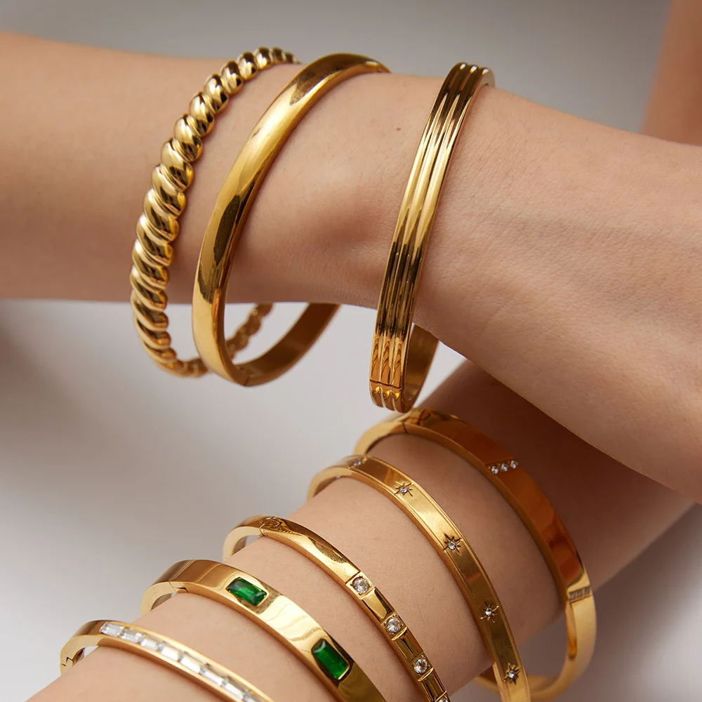 

Geometric Delicate Wholesale Custom Non Tarnish 18K Gold Plated Stainless Steel Bracelet Chunky Inlaid Crystal Bangle