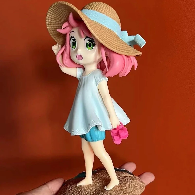 Anime SPY×FAMILY Figurine GK Cute Anya Forger Sandy Beach Action Figures PVC Model Collection Toys Desktop Decoration Gifts