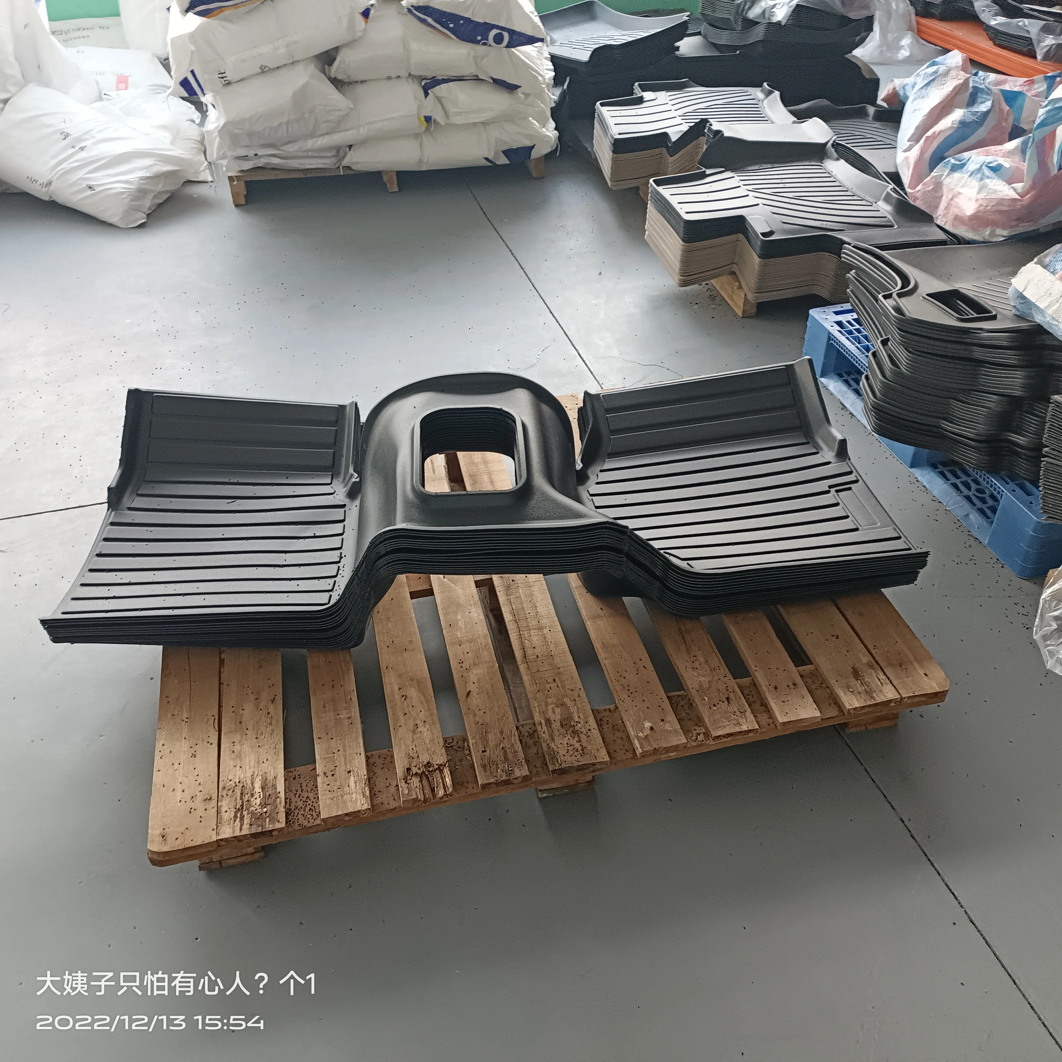 

2023, новый дизайн, резиновые автомобильные коврики для Land Rover Defender 90/110 puma, автомобильные коврики с логотипом индивидуального размера