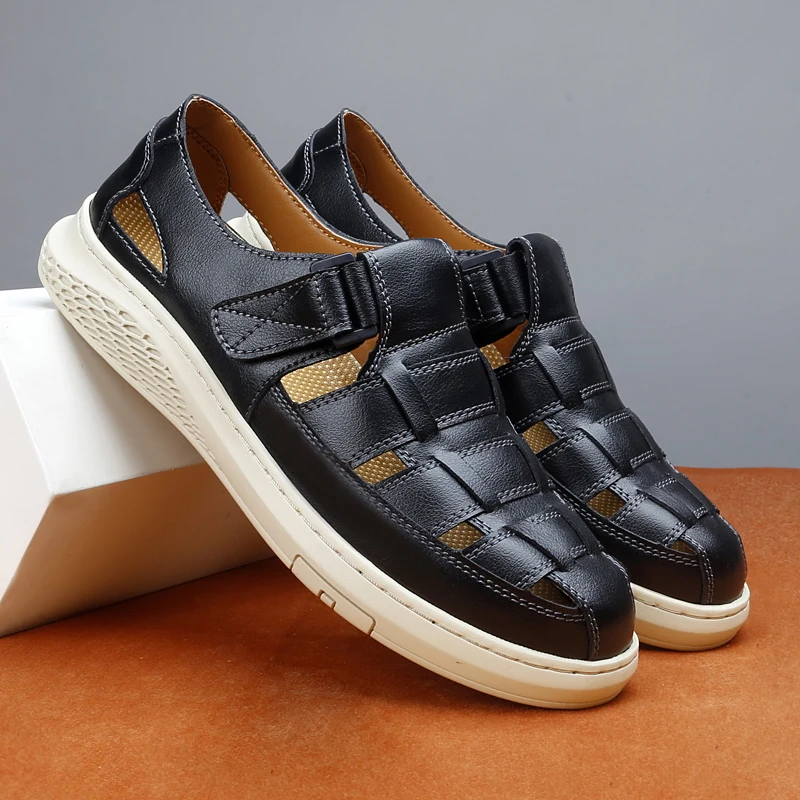 Casual Sandals for Men 2026 New Summer Outdoor Lightweight Non-Slip Large Size Hole-In-The-Wall Beach Shoes