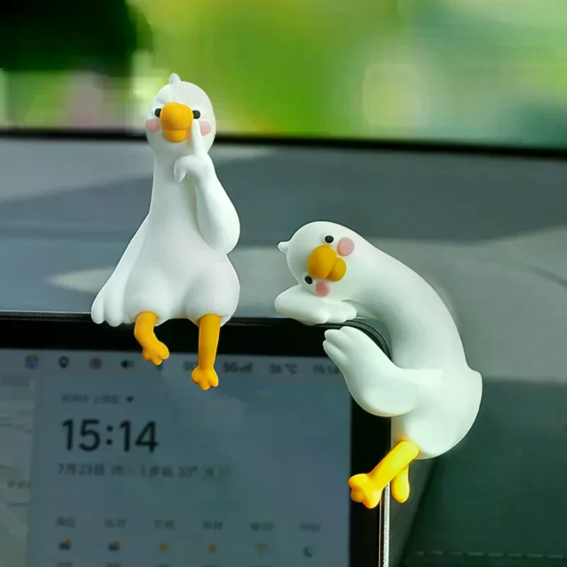 Cute 3D duck resin statue cartoon animal decoration desktop dashboard TV display ornaments Tiny Duck Resin Handicraft Dollhouse