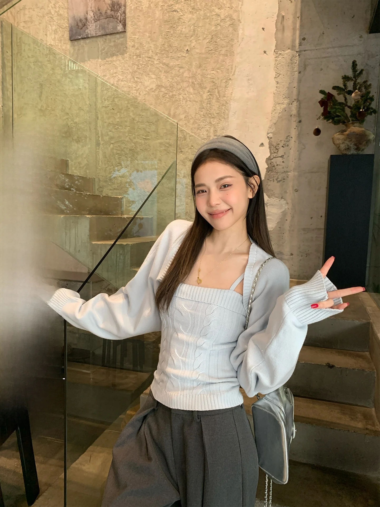 

Song Zhengen Spring New Lazy Knitted Sweater Women's Two-Piece Set with Open Cardigan And Strap Slimming Effect Korean Style