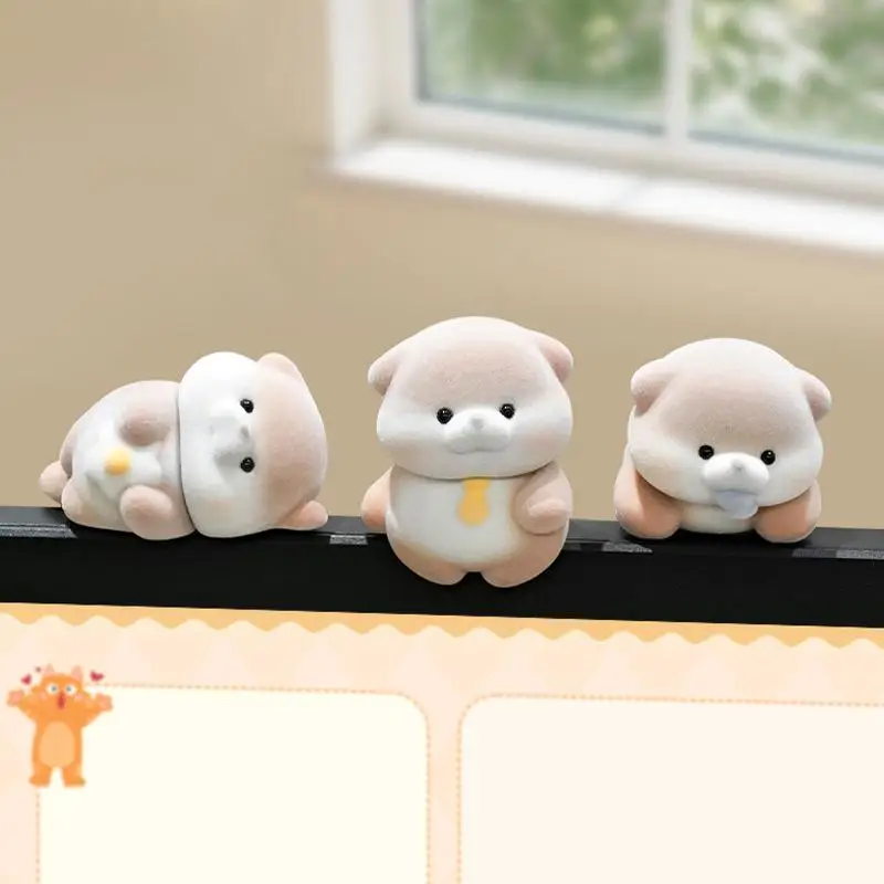 【S】Miniature Otter Figurine Cute Office Desk Sculpture Decorative Figures PVC Ornament For Car Dashboard And TV Monitor Decor