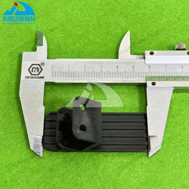 Venda quente Presto tampas de corrente de plástico preto 1550.5510.3 peças sobressalentes de máquinas de impressão para peças sobressalentes Presto Muller Martini