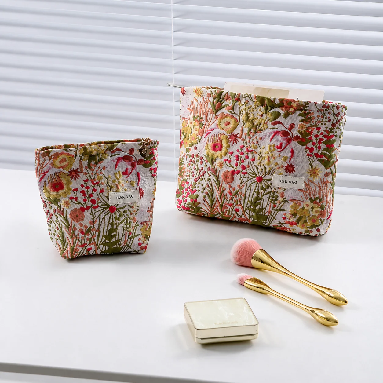 Jacquard Cotton Bag Fresh Sweet Storage Pouch Cosmetic Storage Bag Sturdy Makeup Bag For Beauty Essentials Storage Commuting