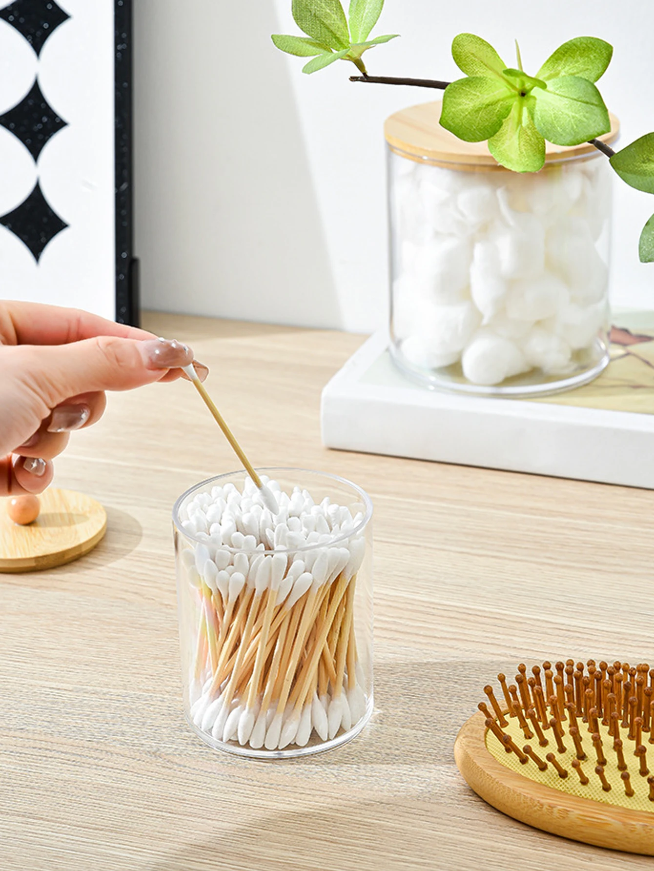 صندوق أعواد قطنية دائرية مع غطاء من الخيزران البلاستيكي الشفاف ومزيل المكياج المقاوم للغبار، تخزين مجوهرات بسيط