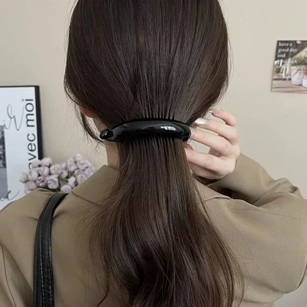 女性のためのヴィンテージバナナ型のヘアクリップ,赤いヘアピン,女の子のためのバレッタ,ファッショナブルなアンケラヘッドドレス,秋冬のノベルティ