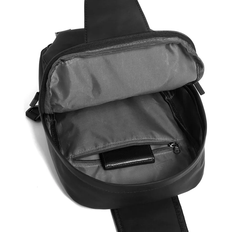 Man Nylon Casual Chest Bag with Large Capacity Lightweight Travel Hiking Cycling Shoulder Crossbody Daypack Bag Fitness Backpack
