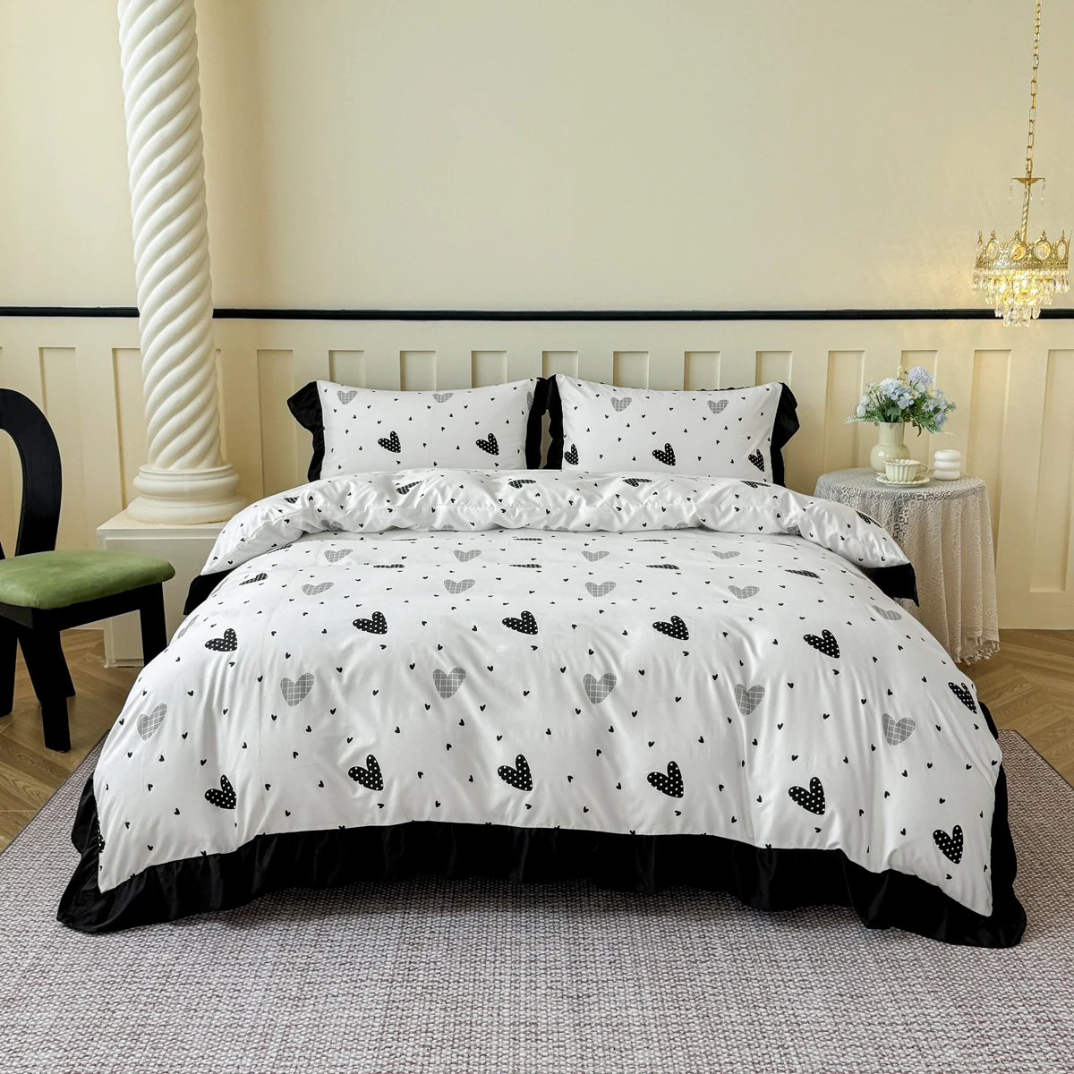 

Heart-Shaped Duvet Cover Set - White and Black Hearts, Black Ruffled Duvet Cover, Soft and Breathable Bedding Set, Suitable for Bedroom/Dormitory/Guest Room, (1 Duvet Cover, 2 Pillowcases Without Inserts)