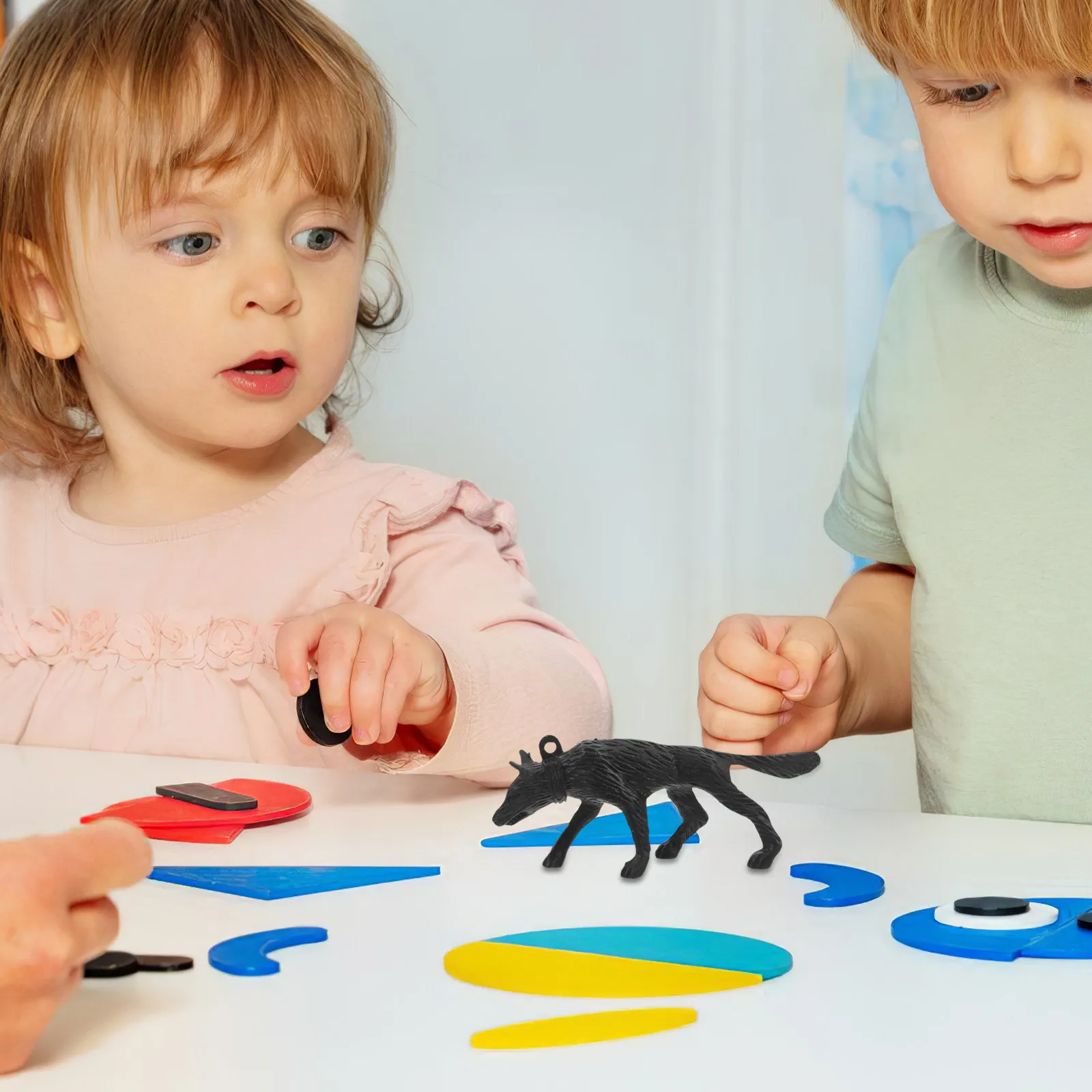 

50 шт. реалистичных фигурок полицейских собак для детей, миниатюрные скульптуры для игр с песком и ролевых игр