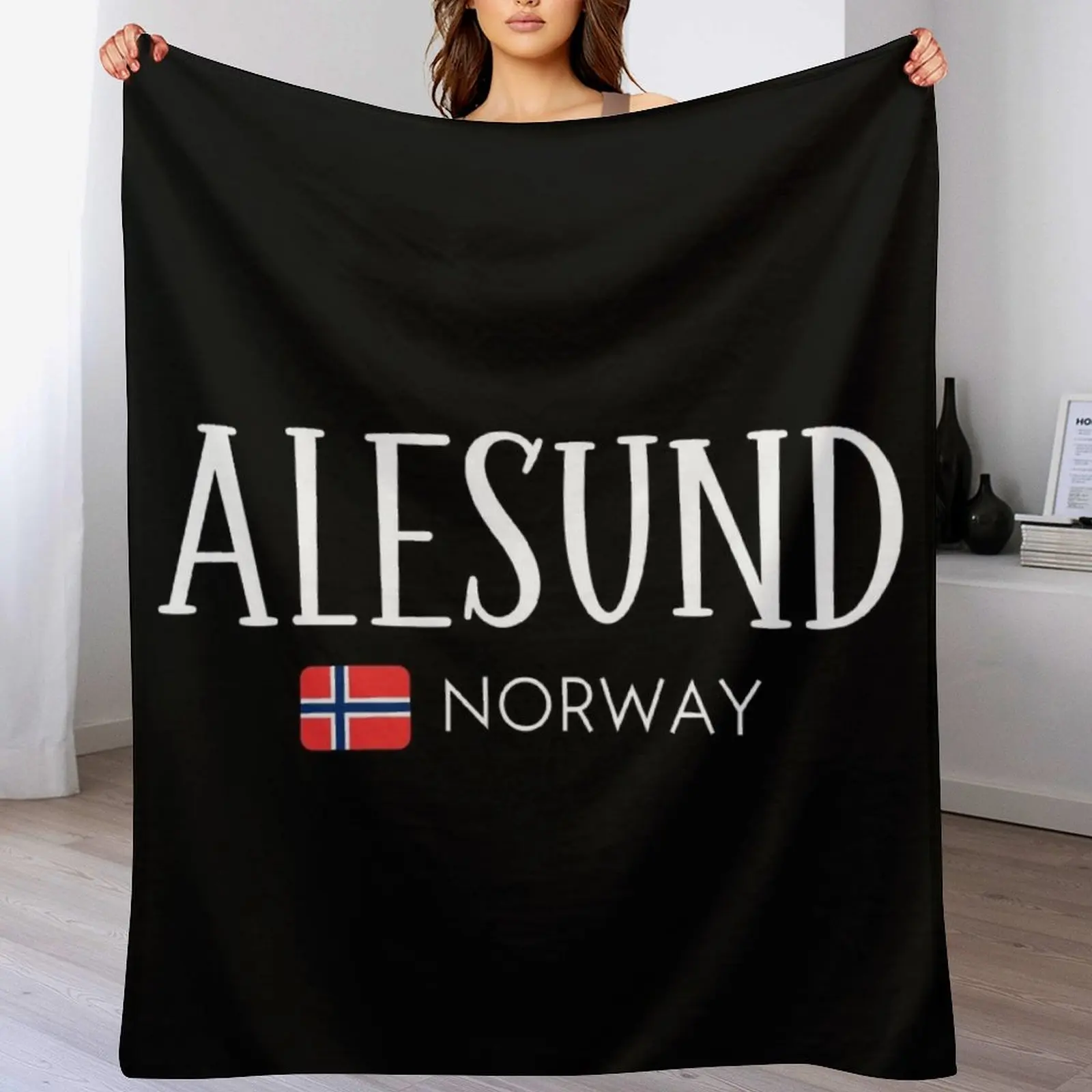 

Alesund - Norway Throw Blanket Breathable Lightweight Blanket for Adults Kids