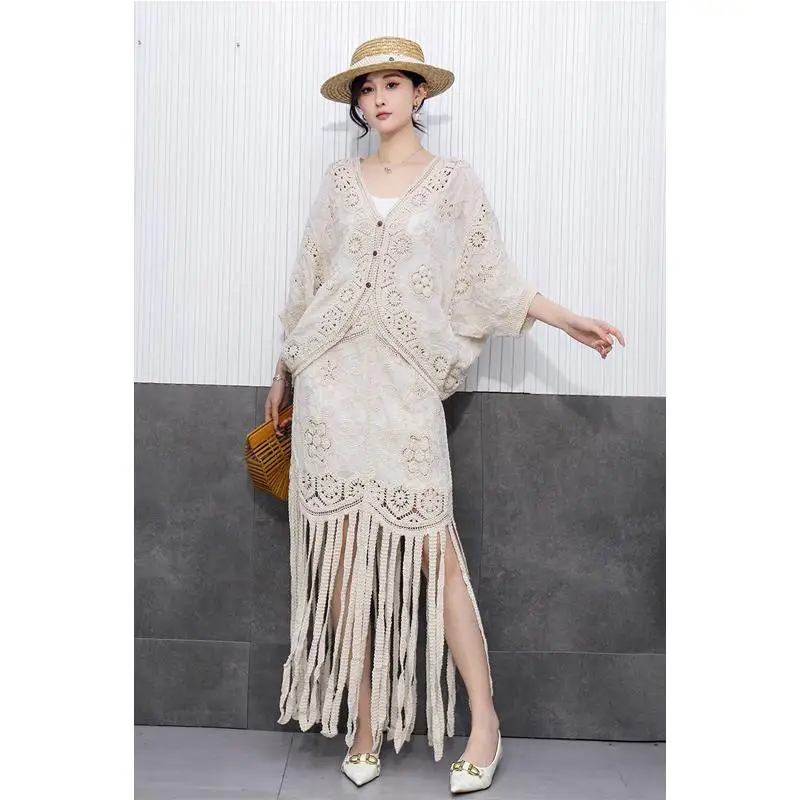 SuperAen Retro Niche Design 2025 Spring New Suit Women's Lace Knitted Fringed Long Dress Two-piece Set