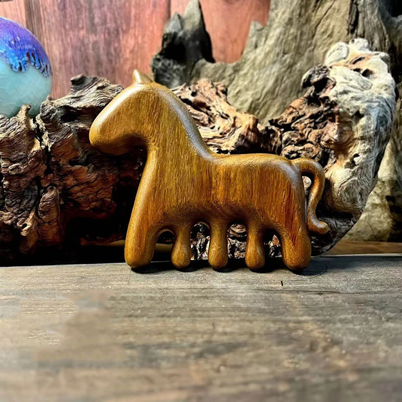 

Год лошади, деревянная терапия, массажная расческа для головы, лица, кожи головы, массажер Гуа Ша с широкими зубьями, массаж тела, китайский новогодний подарок