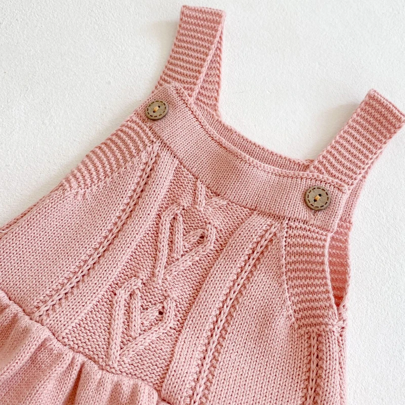 Neue Herbst-Babykleidung, Liebes-Lotusblatt-Overall für Mädchen im Alter von 0–3 Jahren, gestrickter Overall, dreieckiger Kletteranzug