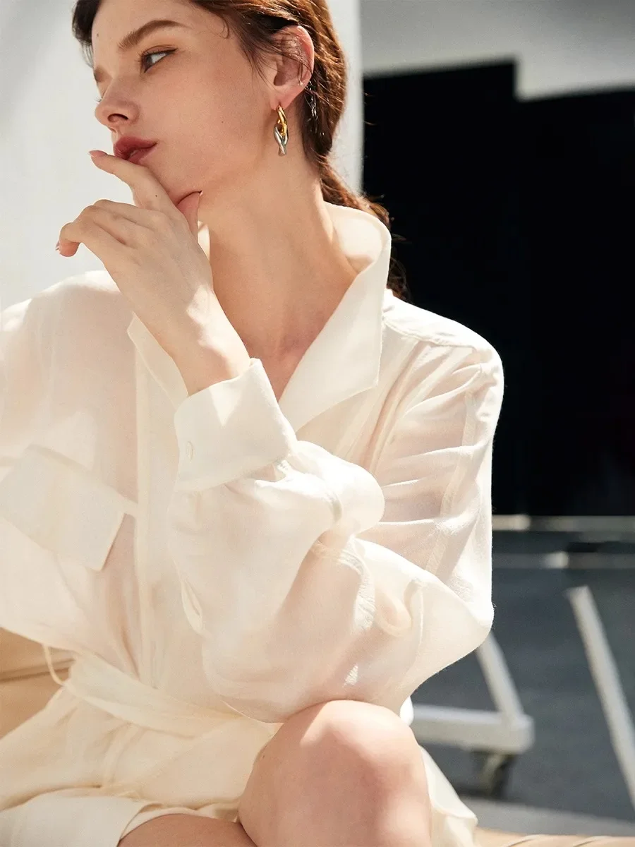 

Fashion White Shirt Two-Piece Set For Women'S Spring And Summer High-End Casual Top Paired With Shorts Set