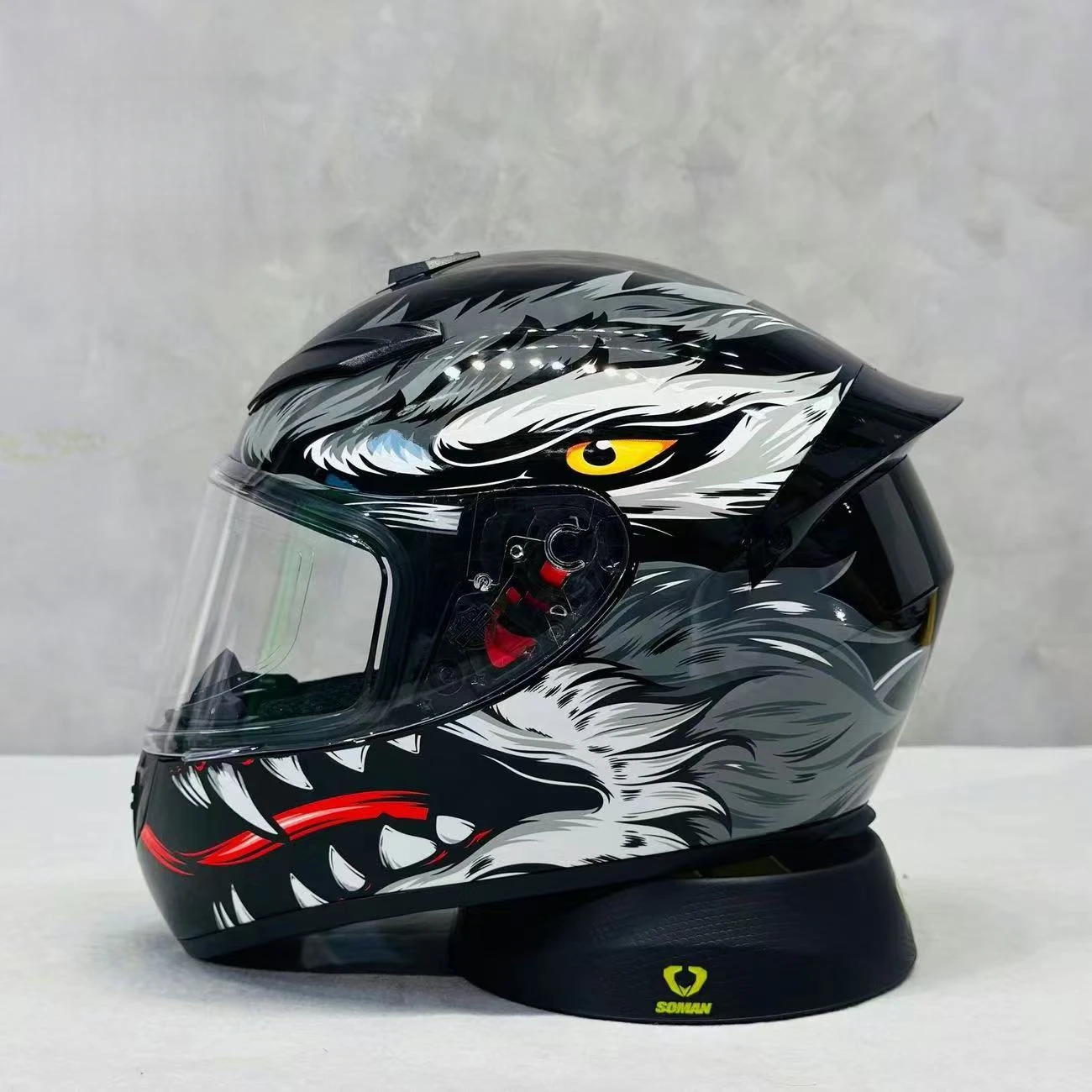Budget-Friendly Full Face Motorcycle Helmet DOT Safe Certified Simple Design with Reliable Protection for Daily Commuting Riders