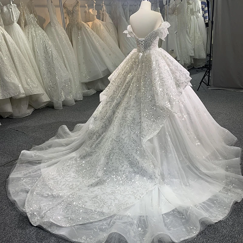 Off The Shoulder Sweetheart Neck Shiny Beading Pearls Tulle Lace Bow Ball Gown Customized Wedding Dresses With Chapel Train