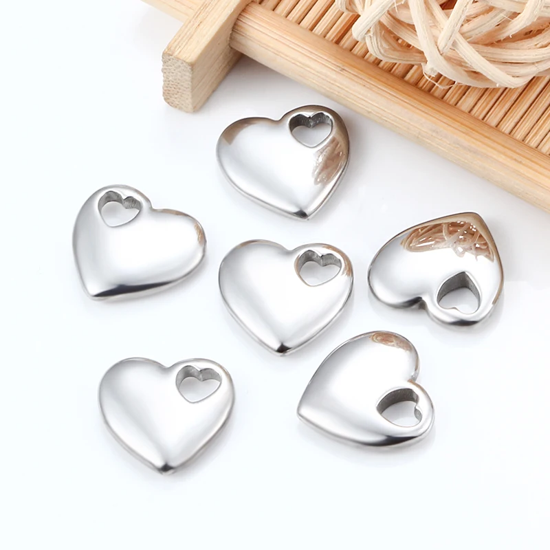 

Stainless Steel Hollowed-out Heart Pendants Jewelry Making Supplies Accessories DIY Men Women Personality Necklace Findings