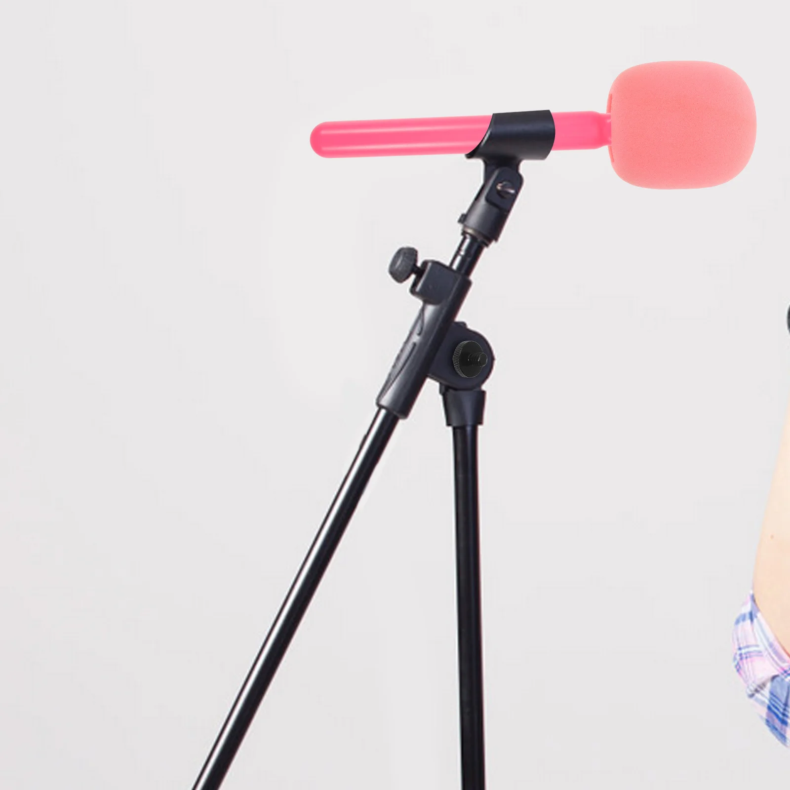 Handheld Interview Microphone Kit Lightweight Portable Wireless Mic Holder For Outdoor Reporting Sponge Plastic Build Wind