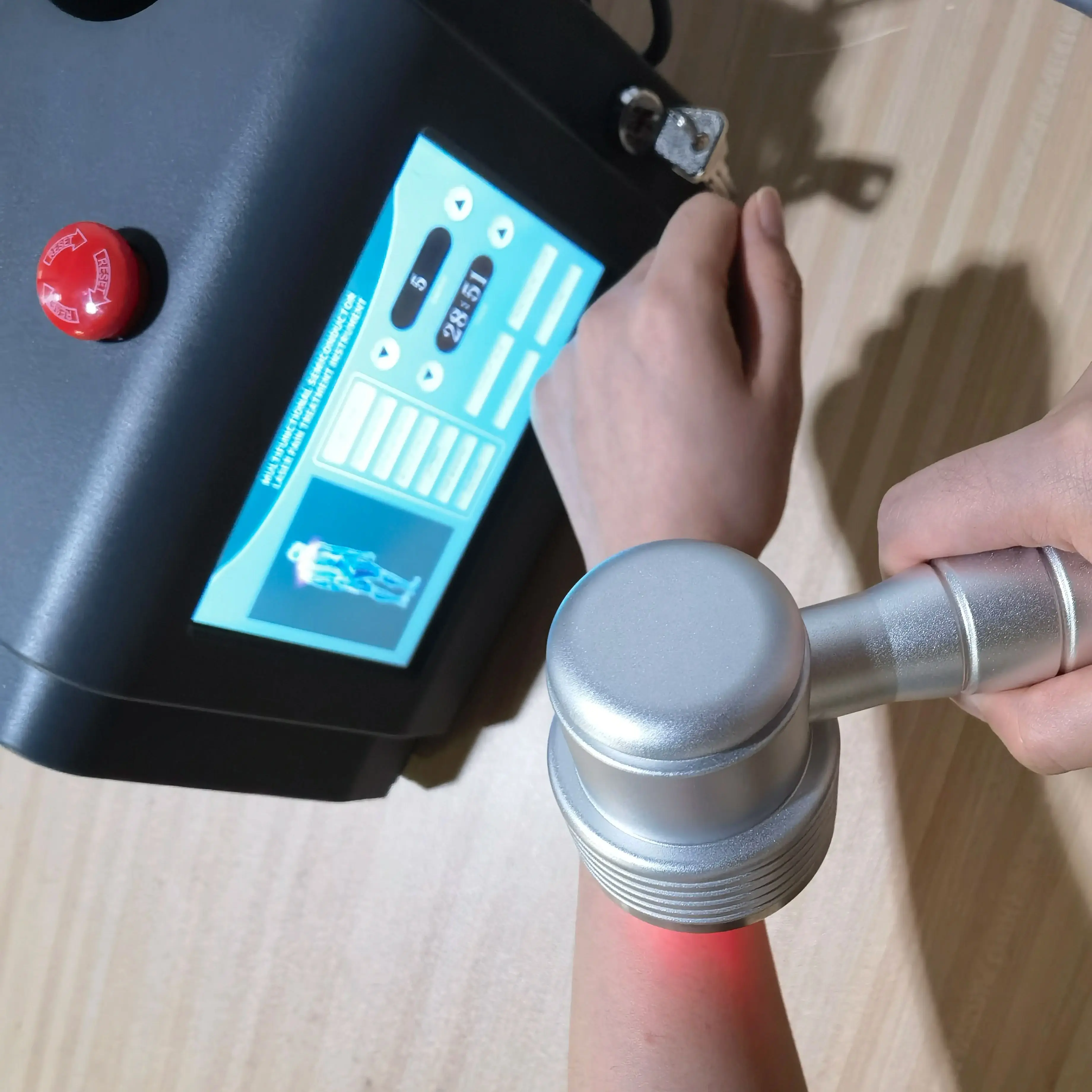 

5W Medical Laser Therapy Machine for Arthritis in Hands Golfer's Elbow Therapies Joint Pain Relief Wound Healing Tissue Repair