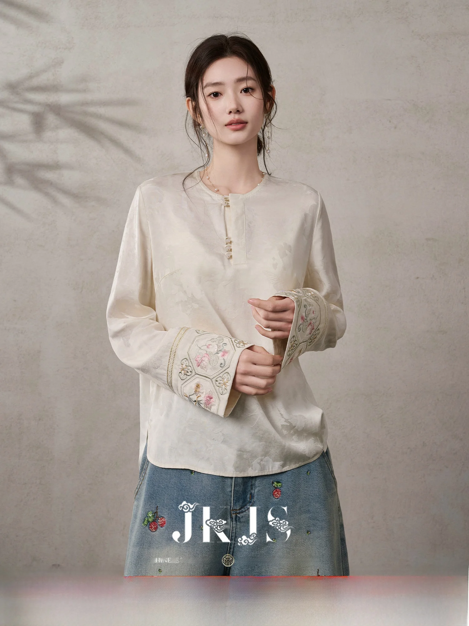 

Ele Floral Embroidery Silk Texture Women's irt New Chinese Sle Faionable Long Sve Premium Quali Anti-Aging