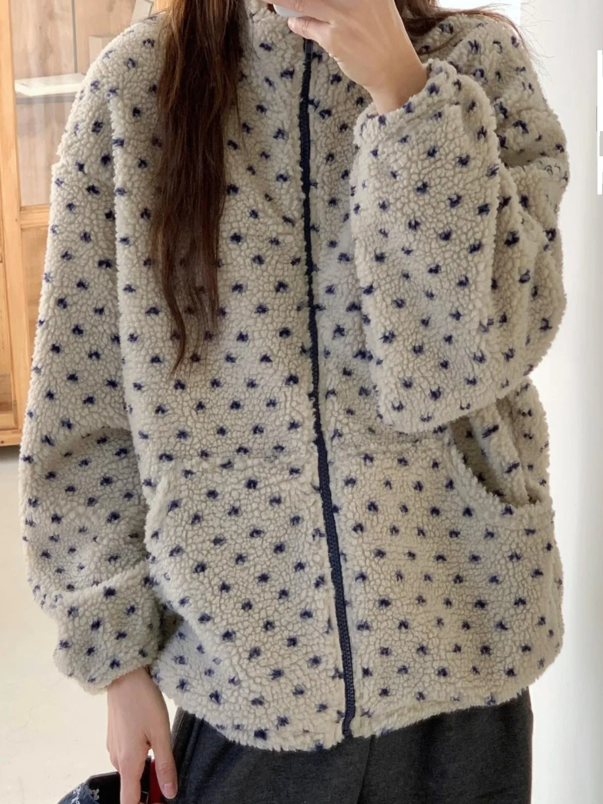Chic Short Lamb Fur Jacket Women's Loose Warm Versatile Retro Style Commute Wind Breaker Long Sleeve Zipper Closure Winter Coat