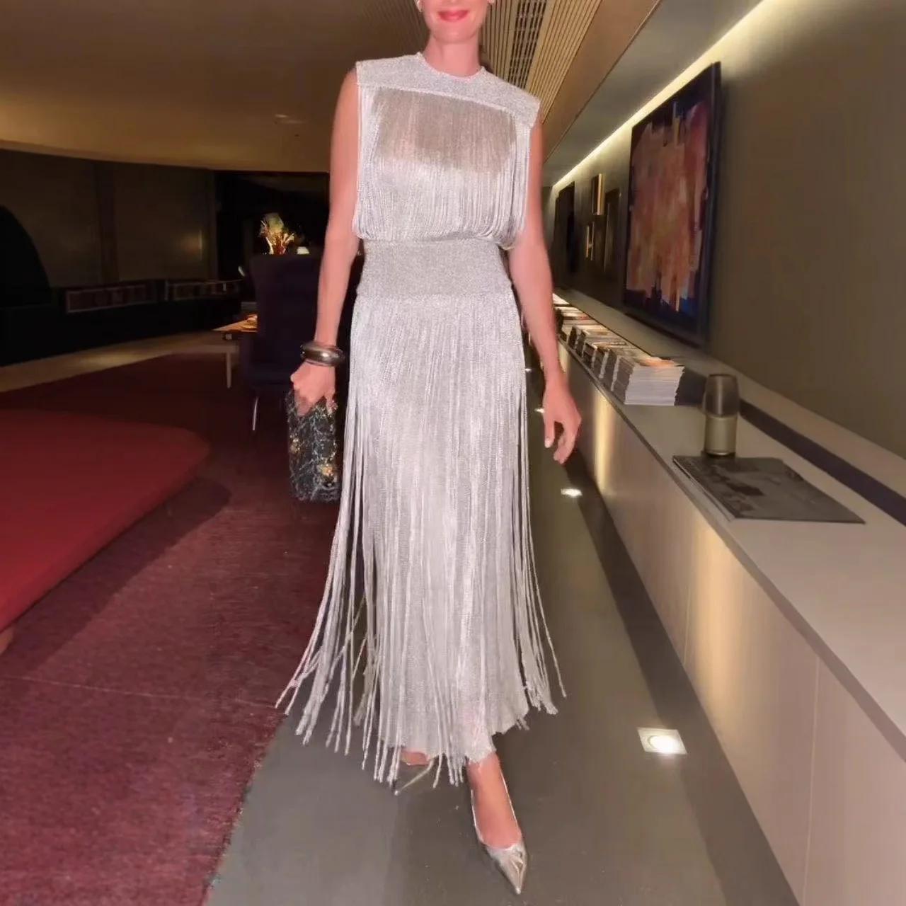 2026年新作ファッションタッセルウエストシャツ＋スカートツーピースセット レディース 夏 セクシーでエレガントな無地ベストスカートセット 女性用