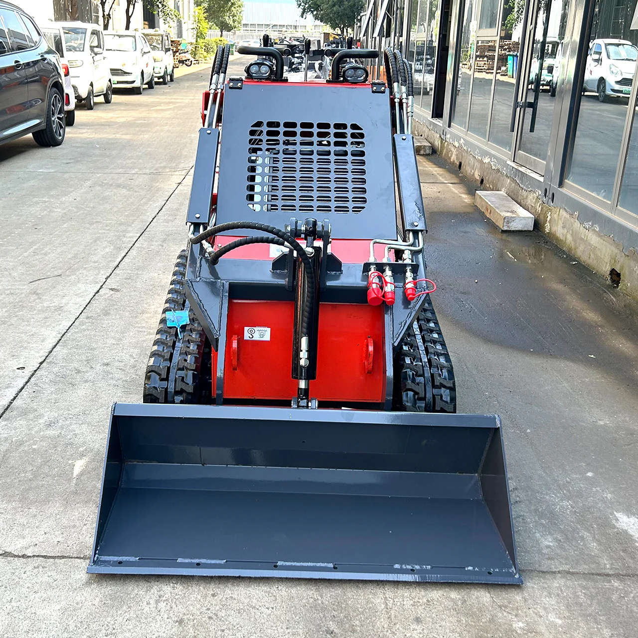 Custom Fast Delivery CE/EPA EURO 5 Small Garden Loader Track Mini Skid Steer Loader With Auger Bucket Snow Plow Trencher