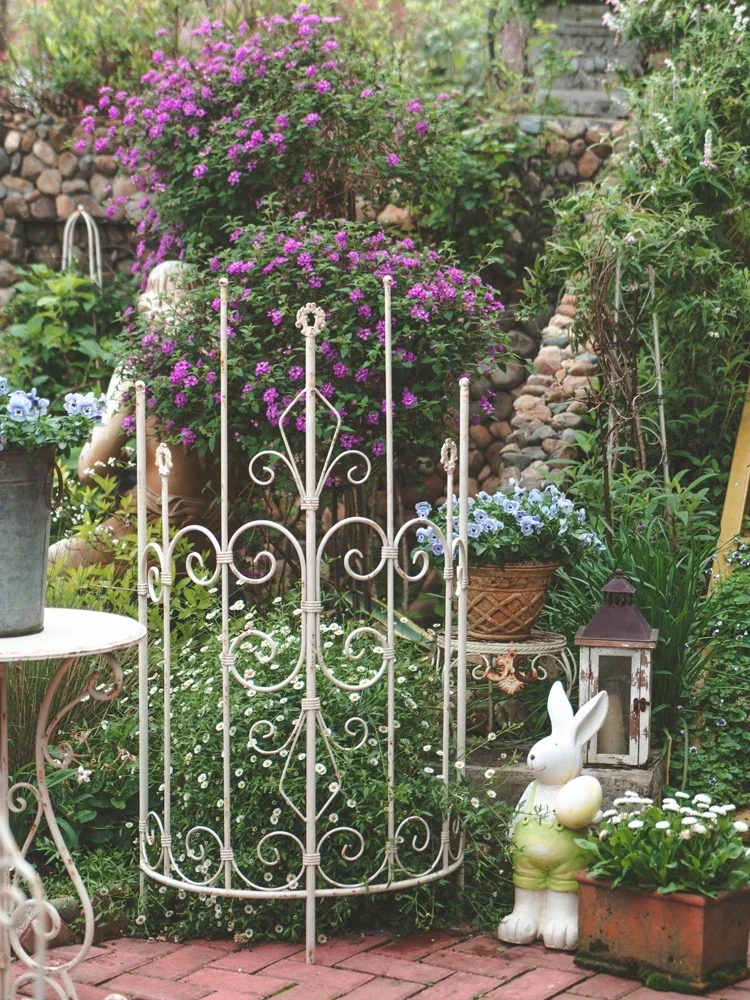 

123cm Vintage White Iron Trellis | Half-Round Garden Arch | Climbing Plant Support