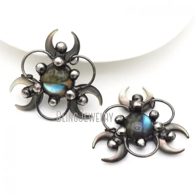 10 pz Gotico Goth Doppio Corno Pericolo Batteriologico Collana Ciondolo Zombie Apocalypse Fanat Biohazard Segno Fascino