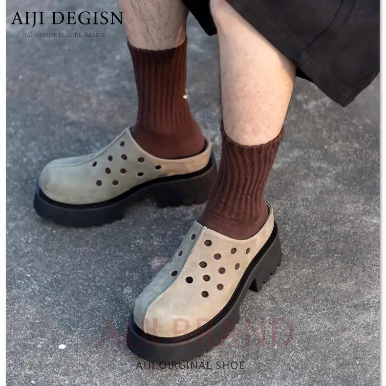 Men's Leather Breathable Summer Slippers - usage example