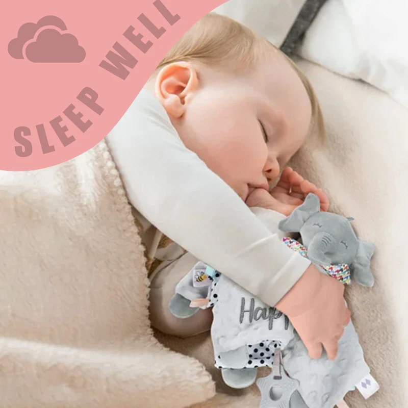 3-teiliges personalisiertes besticktes Baby-Shower-Geschenkset: Baumwoll-Strickwickeldecke, Minky-Schmusetuch und hölzerner Schnullerclip als Erinnerungsstück – Detail 19