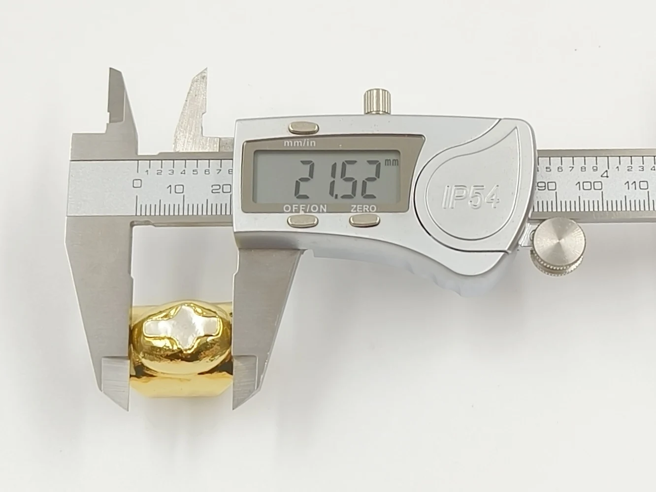WT-MPR121 New Arrival Mother of Pearl Shell Retro Beautiful Ring With 18k Real Gold Plated For Women Daily Decoration