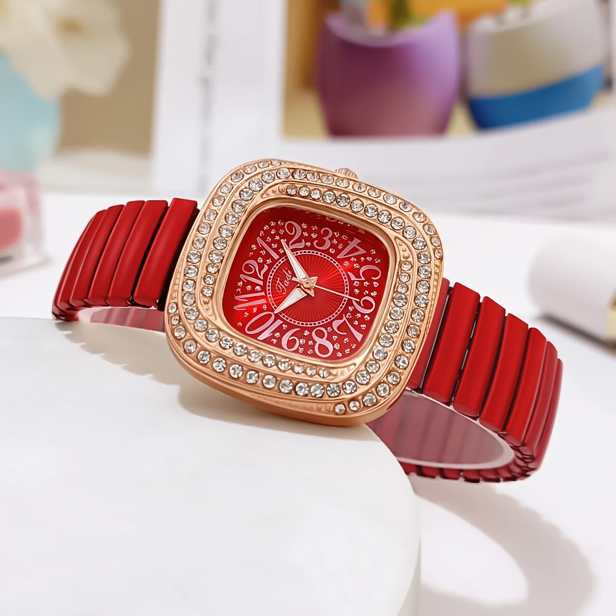 Women Fashion Business Diamond Elastic Band Quartz Watch