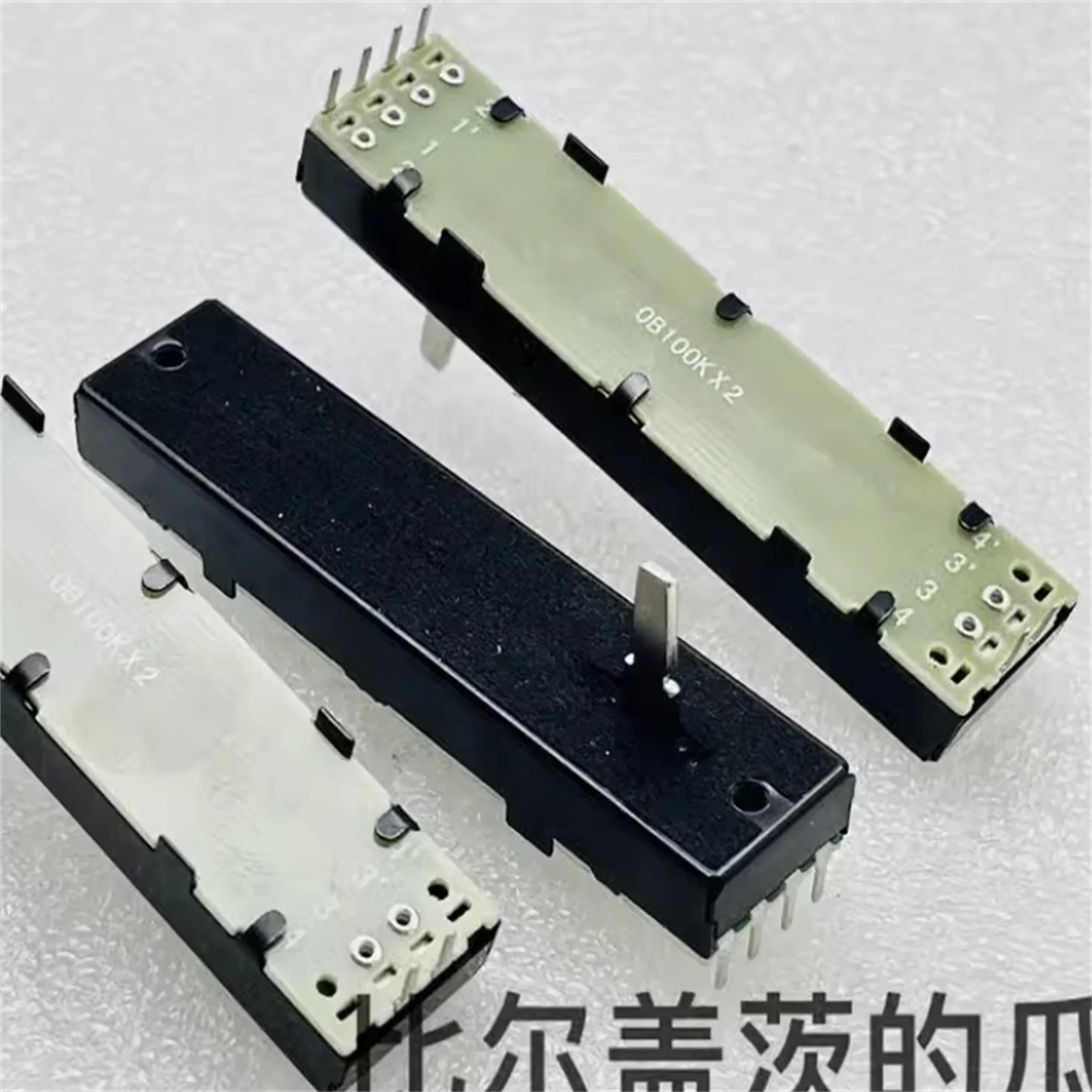 3 PCS AKAI Yajia APC40MK2 Horizontal Push Rod VJ Console 73mm Double Straight Sliding B100K × 2 Axis Length 15mm Outer Foot