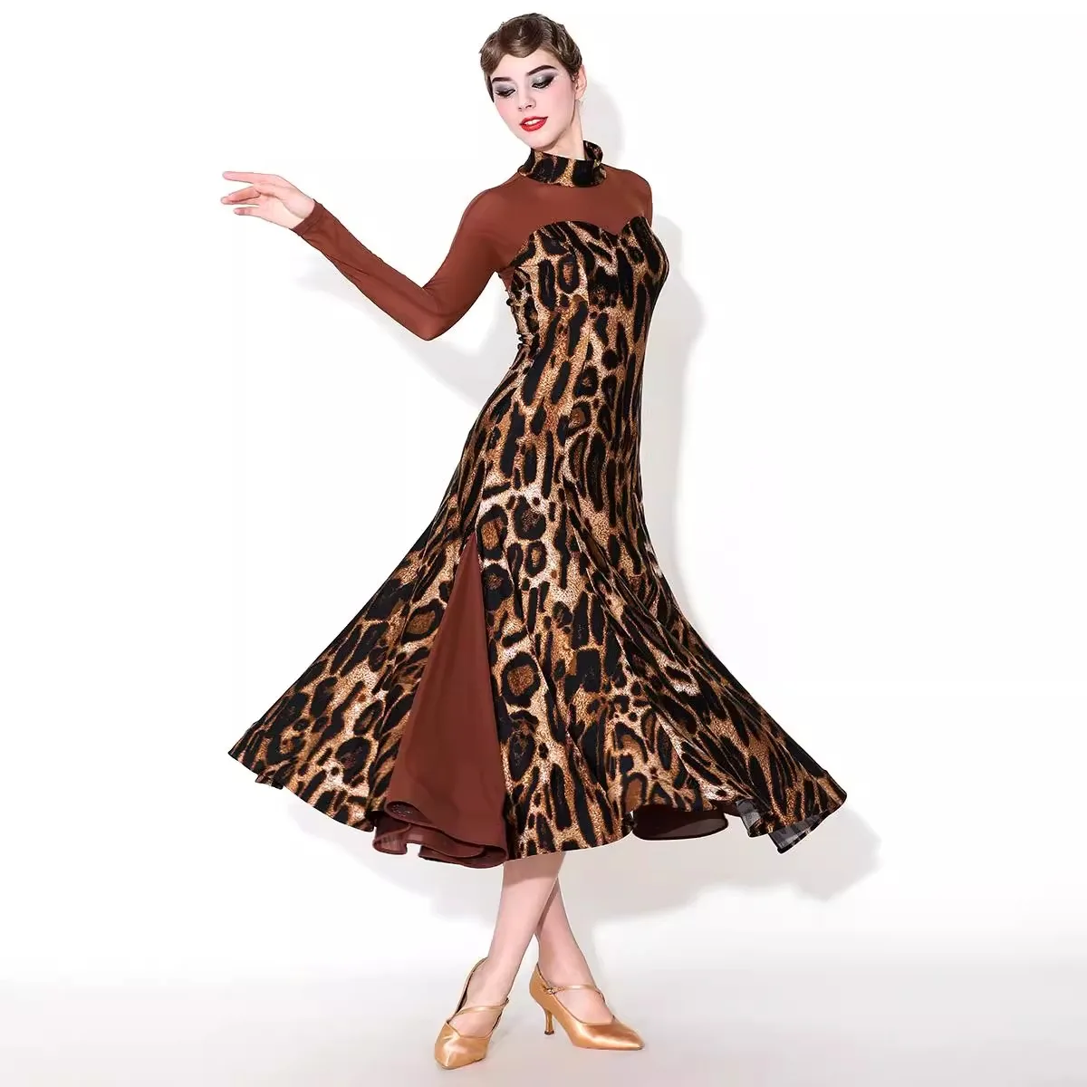 2026 New Women's Leopard Elegant Ballroom Dance Dress Performance Lace Long Sleeve Party Modern Waltz Practice Clothes