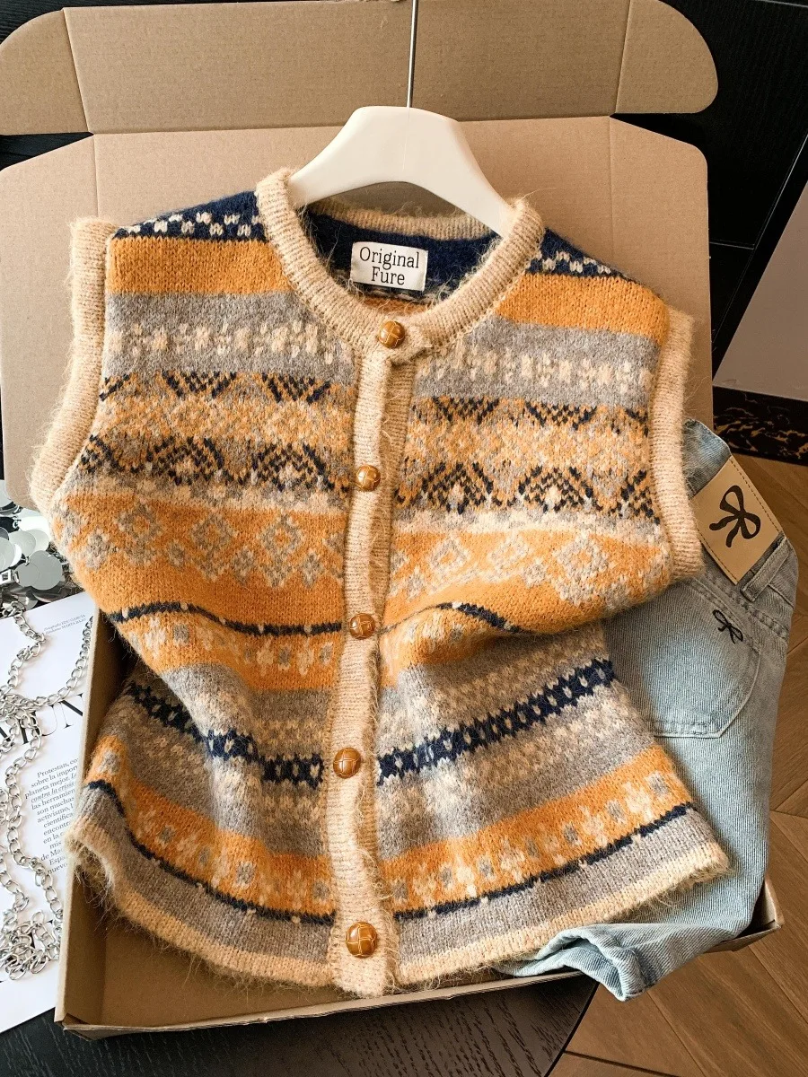 Fer Island Knitted …