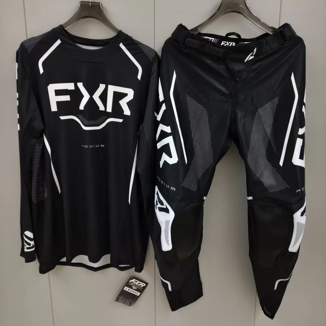 Thumbnail 4 - #82 Latest Motorcycle Suits Offers
