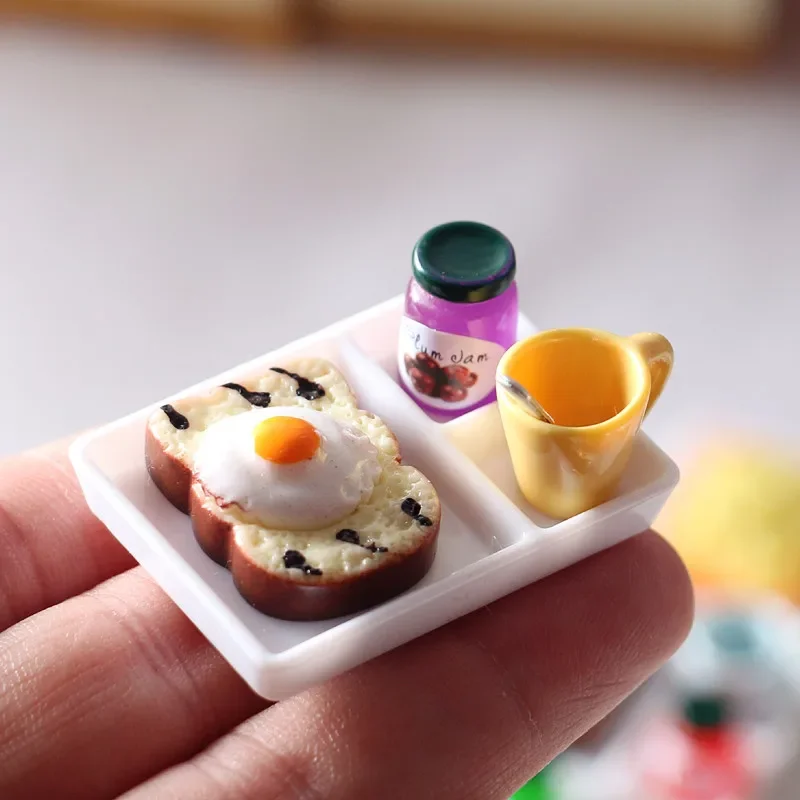 Dollhouse 1/12 Toast Bread Jam Toast Plate Cup Spoon 1set Scale Mini Bread Miniature Food Doll Home Decor Crafts